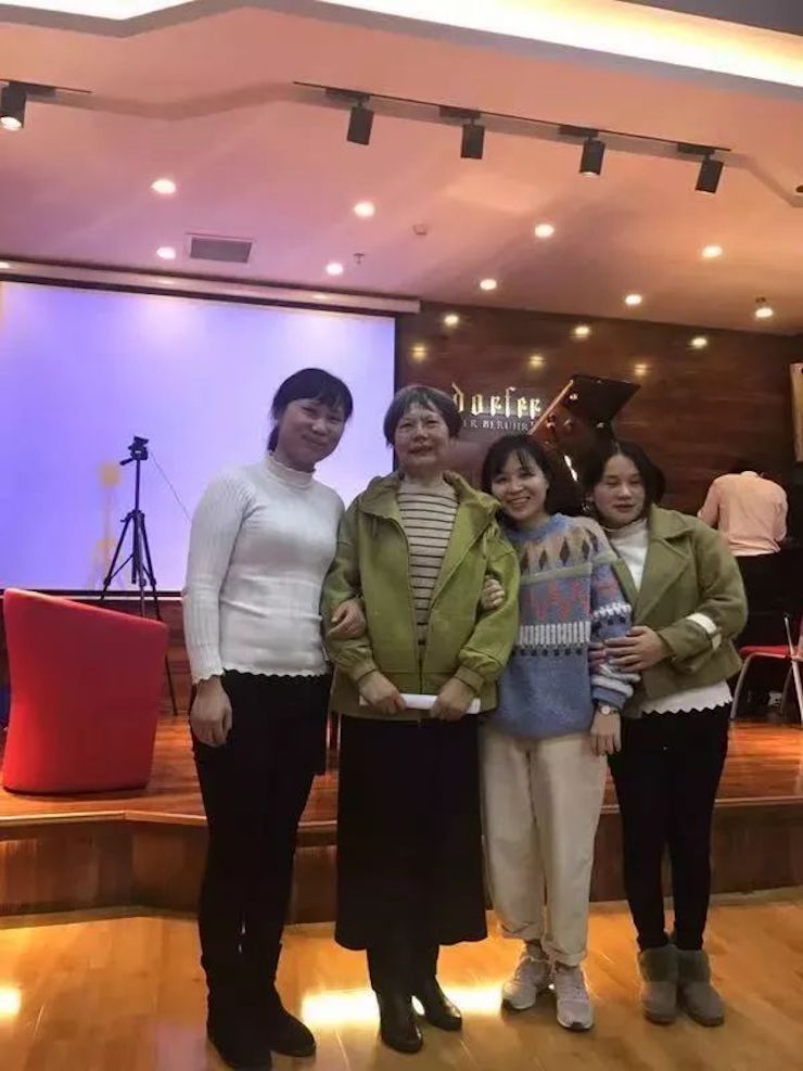 J9九游会特邀艺术家白志娴