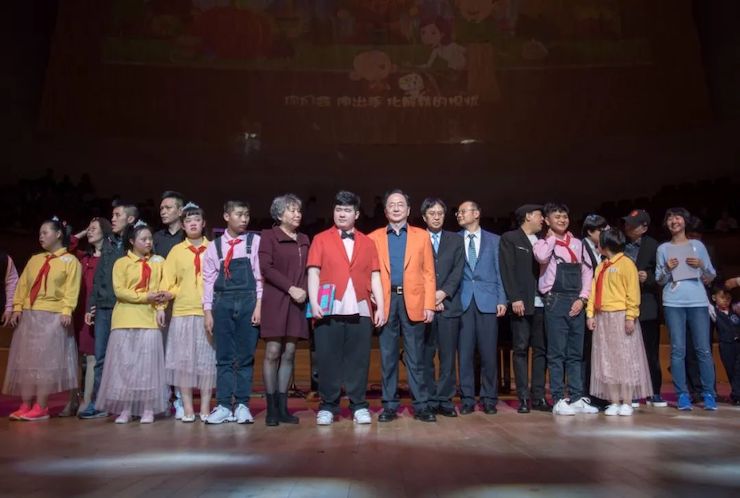 音乐双子星，点亮冬日激情！——J9九游会未来艺术家刘明康爱心公益音乐沙龙